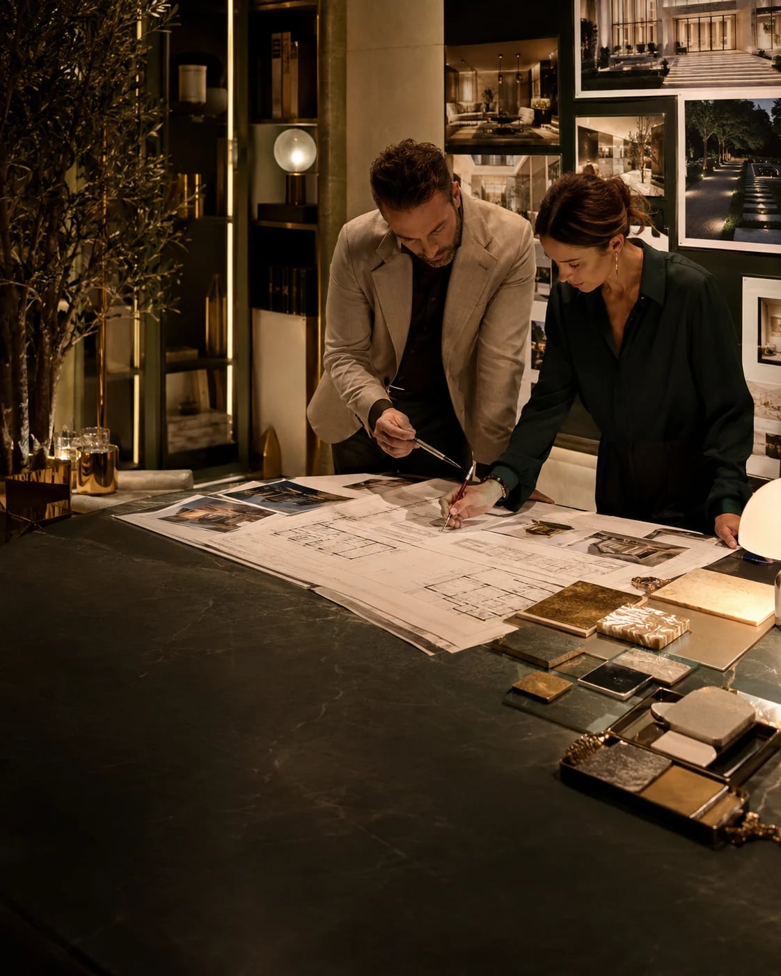 ARQUON application planning consultation with architectural project materials